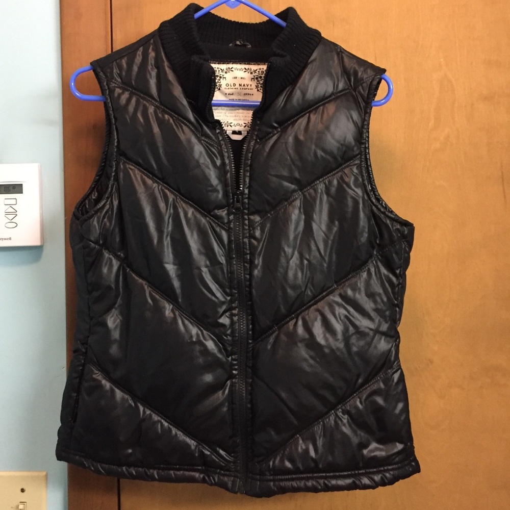 Black vest❣️